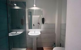 Castilho 63 Hostel & Suites